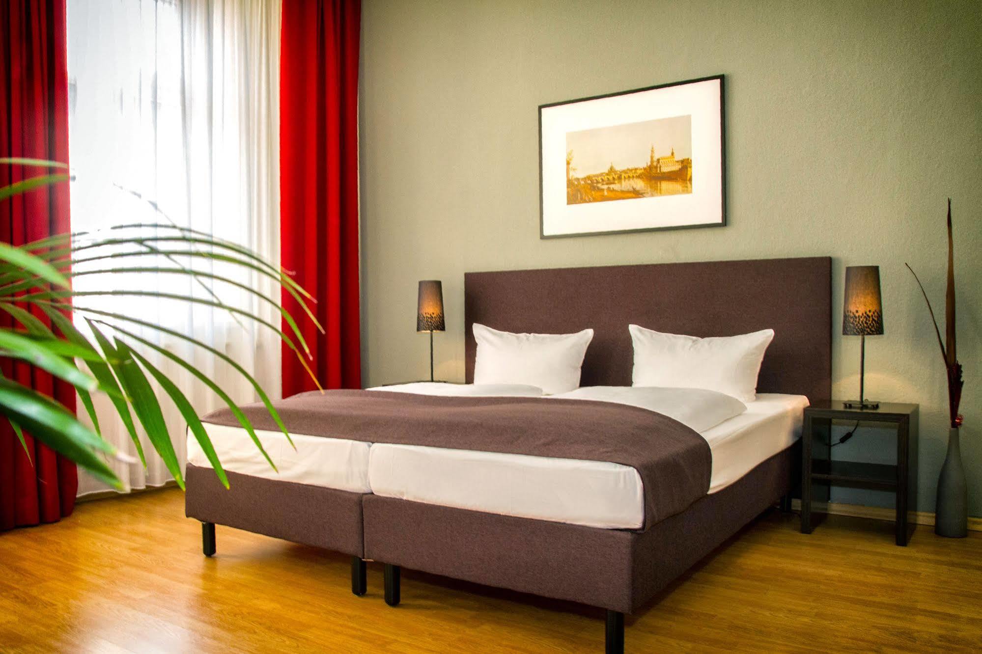 Aparthotel Am Zwinger Dresden Dış mekan fotoğraf